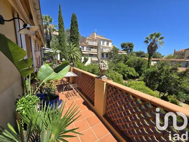 Duplex in Hyères (83400)