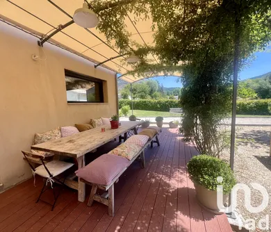 Maison à La Roque-Esclapon (83840)