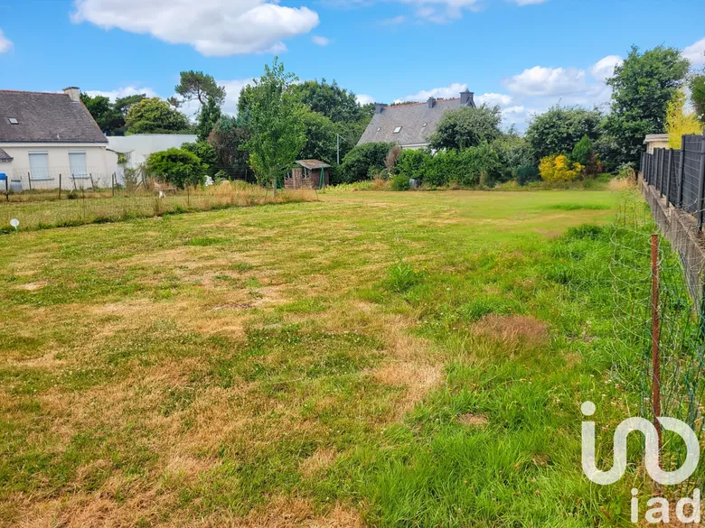 Terrain 650 m² · à Pluvigner · 146 500 €