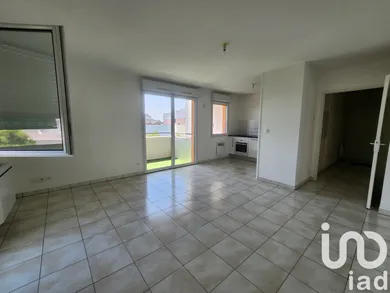 Apartment in Angers (49100)