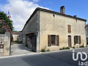 Maison de ville à Courcôme (16240)