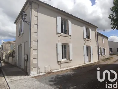 Maison de ville à La Ronde (17170)