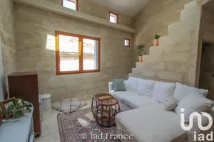 Townhouse in Uzès (30700)