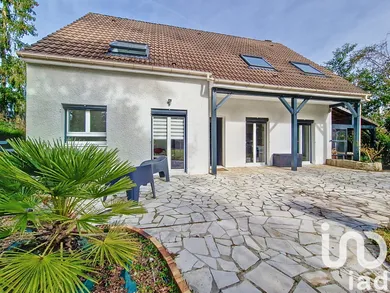 Traditional house at Saint-Fargeau-Ponthierry (77310)