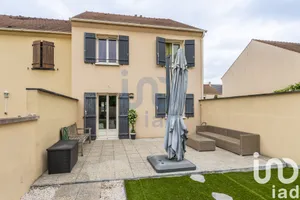 House at Tigery (91250)