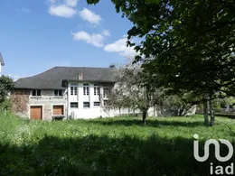 Immeuble à La Croisille-sur-Briance (87130)