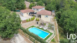 Architectural house at Le Thoronet (83340)