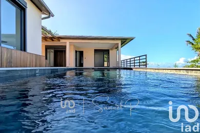 Mansion at Petite-Île (97429)