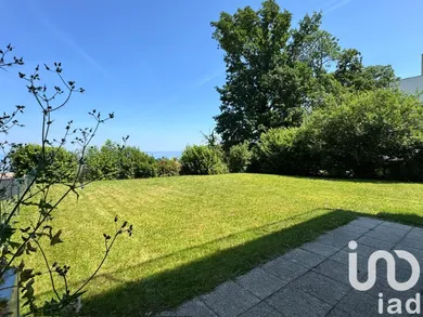 Appartement à Évian-les-Bains (74500)
