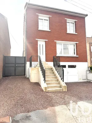 Townhouse at Cauchy-à-la-Tour (62260)