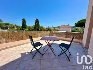 Apartment at Six-Fours-les-Plages (83140)