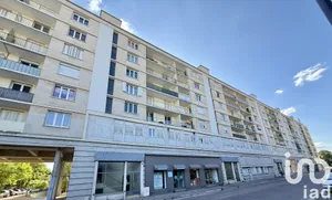 Apartment at Troyes (10000)