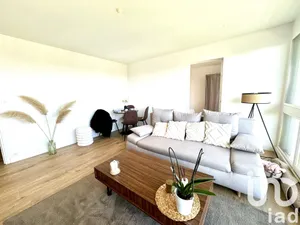 Apartment at Cenon (33150)