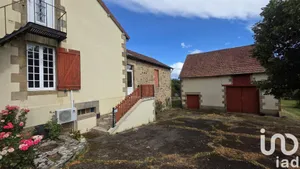 Traditional house at Saint-Hilaire (03440)