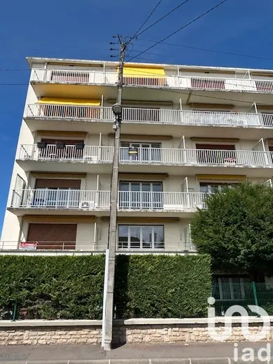 Apartment in Troyes (10000)