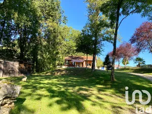 House at Montcuq (46800)