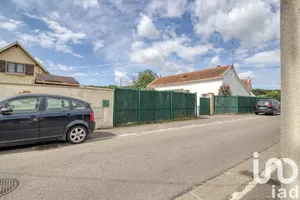 Terrain à bâtir à Rosny-sur-Seine (78710)