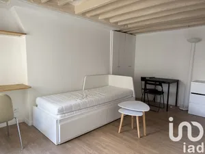 Studio at Paris (75003)