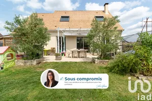 Maison à Beynes (78650)