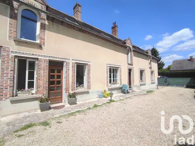 House at Everly (77157)