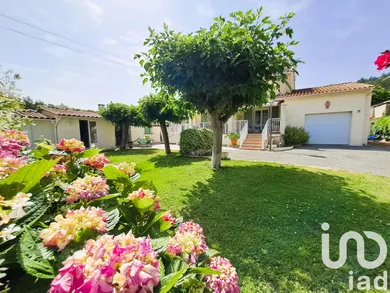 Maison traditionnelle à Le Poujol-sur-Orb (34600)