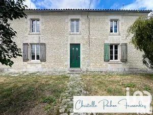 Maison traditionnelle à Courçon (17170)