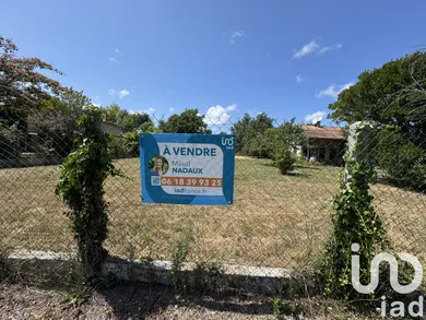 Terrain à bâtir à Hourtin (33990)