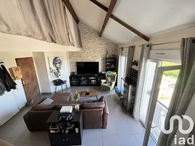 Appartement à Sainte-Geneviève-des-Bois (91700)