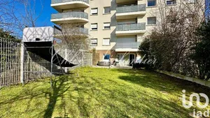 Apartment at Chennevières-sur-Marne (94430)