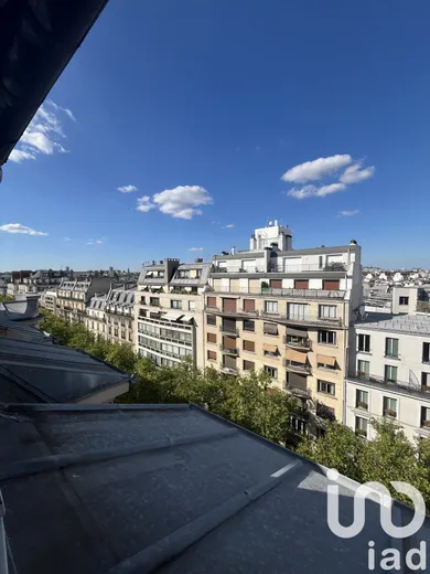 Studio at Paris (75007)