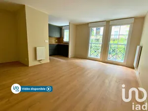 Apartment at Courbevoie (92400)