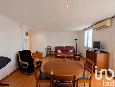 Apartment in Saint-Raphaël (83700)