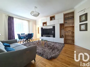 Apartment at Paris (75015)