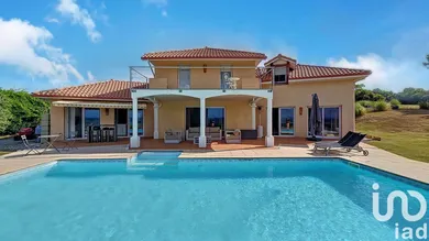 Maison d'architecte à Lescar (64230)