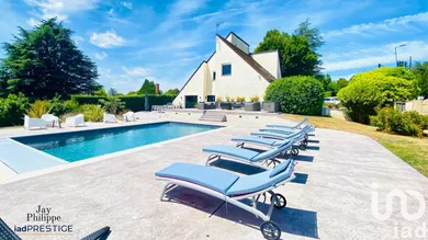 Maison d'architecte à FUSSY (18110)