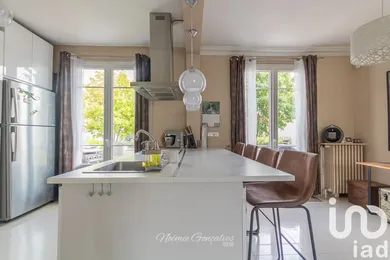 Townhouse at Mantes-la-Jolie (78200)