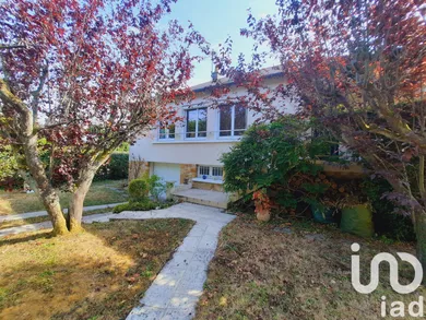 House at La Chaussée-Saint-Victor (41260)