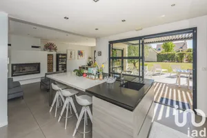 Maison traditionnelle à Vert-le-Grand (91810)