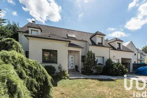 Maison traditionnelle à Vert-le-Grand (91810)
