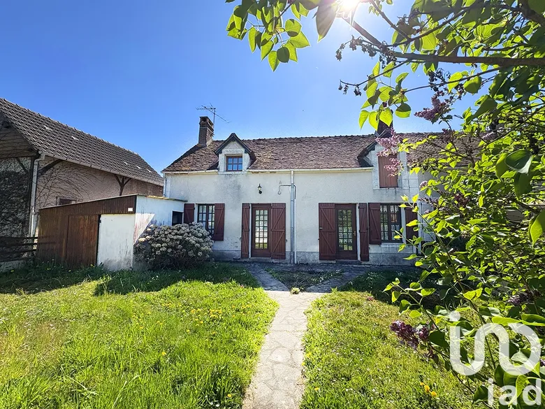 Maison 5 pièces 83 m² · à Saint-Martin-des-Champs · 83 m² · 85 000 €