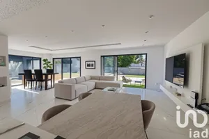 Maison traditionnelle à Les Sorinières (44840)