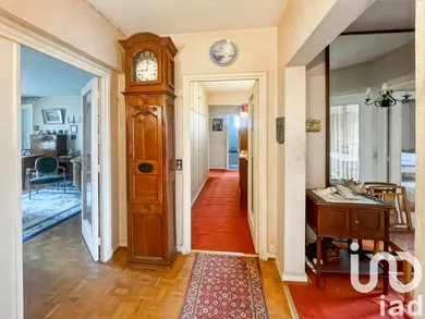 Apartment in Saint-Cloud (92210)