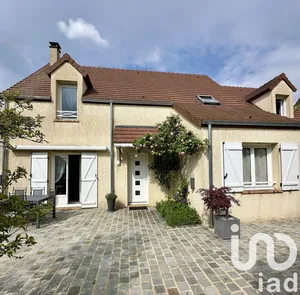House at Le Perray-en-Yvelines (78610)