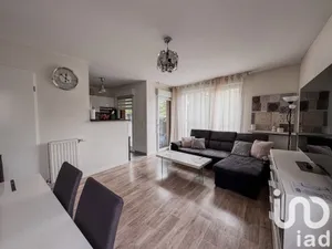 Apartment at Bois-d'Arcy (78390)