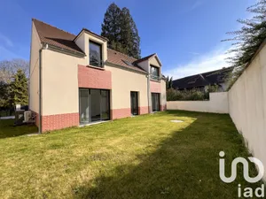 House at Mantes-la-Ville (78711)