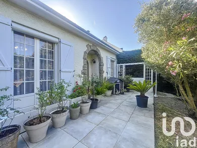 House at Nantes (44300)