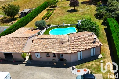 Pavillon à Angeville (82210)