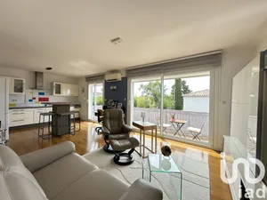 Apartment at Sanary-sur-Mer (83110)
