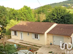 Maison de campagne à Saint-Alban-d'Ay (07790)