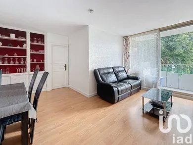 Apartment in Boussy-Saint-Antoine (91800)